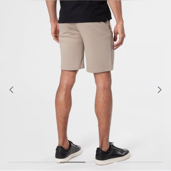 True Classic 9" Comfort Short - Picture 4 of 7